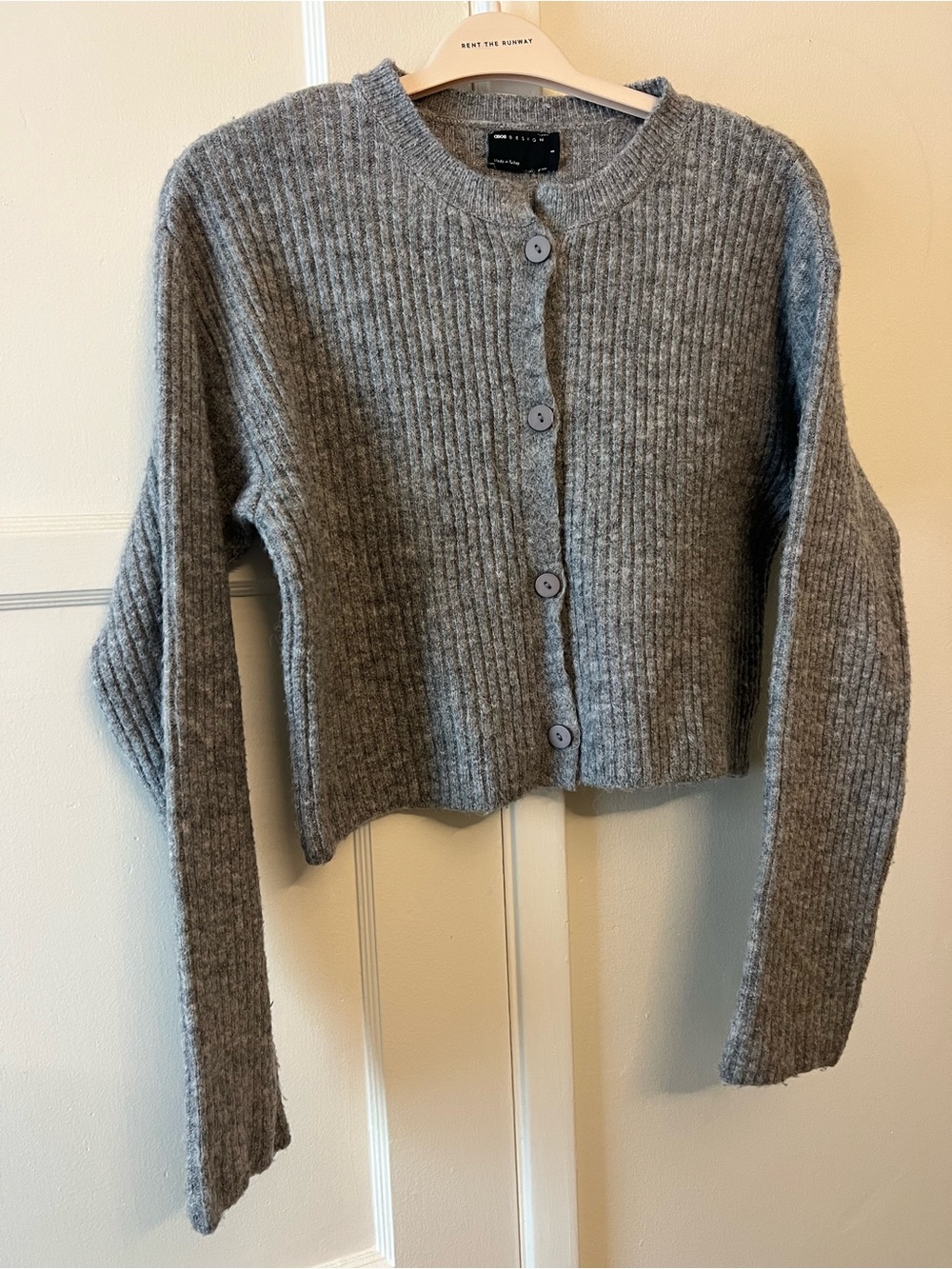 Cropped Ribbed Button-Front Cardigan Sweater - Gray